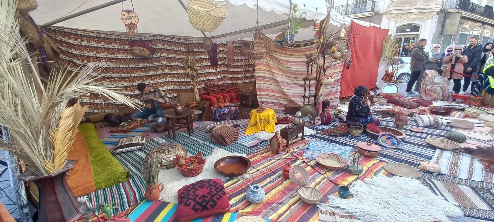 احتفالات رأس السنة الامازيغية  "يناير" بالجزائر ... بين الأسطورة و الحقيقة  عادات و تقاليد متوارثة مازالت راسخة بين أوساط العائلات الجزائرية 