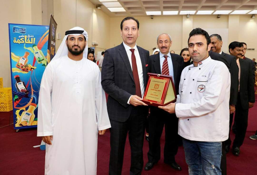 مجلة الاتحاد الدولي ماستر شيف العرب في حوار خاص مع  الشيف السوري "محمد حنورة" سفير الاتحاد الدولي ماستر شيف العرب بماليزيا ... و الفائز بالميدالية الذهبية في مسابقة كأس العالم للطهاة  في ماليزيا 