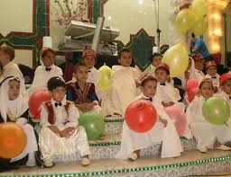 عادات و تقاليد  المجتمع الجزائري 