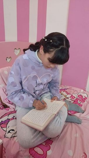 "رحلة إلى عالم زيراوا: دروب الخير وغموض الاختفاءات"كاتبة الطفله رانيا ابو رحمة 