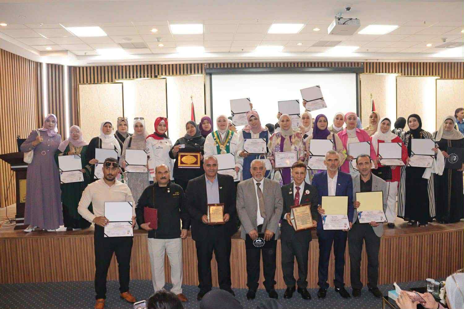 دبلوم التغذية العلاجية والوقائية: مبادرة رائدة بين الاتحاد الدولي ماستر شيف العرب والمستشفى الإسلامي نحو مجتمع أكثر صحة 